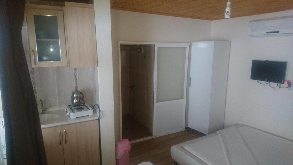 Karsiyaka  Erkin Apart Hotel المظهر الخارجي الصورة