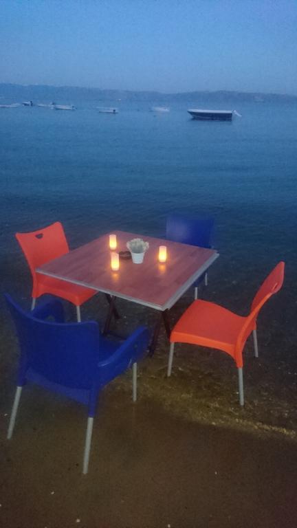 Karsiyaka  Erkin Apart Hotel المظهر الخارجي الصورة