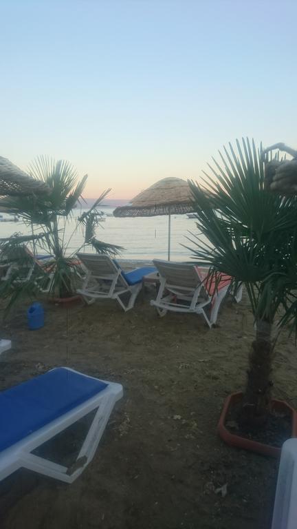 Karsiyaka  Erkin Apart Hotel المظهر الخارجي الصورة